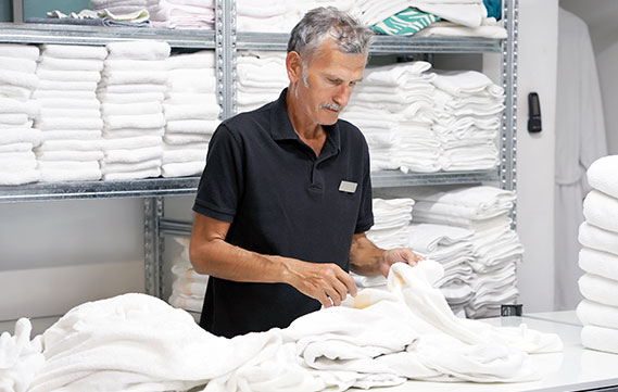 Laundry Management Systems (LMS)