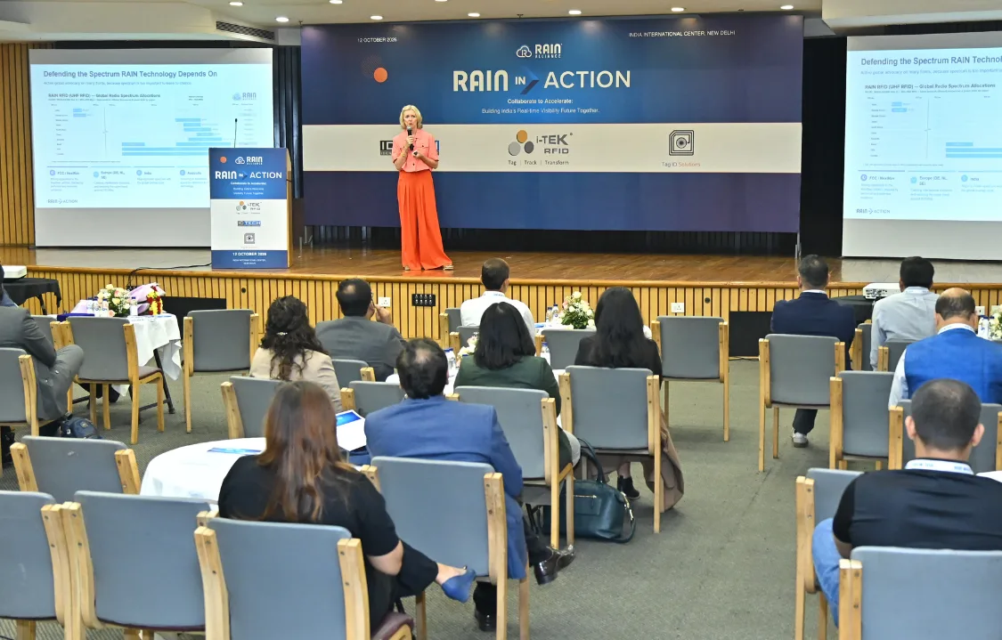 Aileen Ryan presenting RAIN RFID spectrum and ecosystem priorities to attendees at RAIN in Action 2026 in New Delhi.